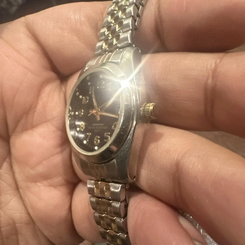 Working Vintage Watch Blue‎ Dial 25mm w/ Two Toned Stainless Steel Stretch Band